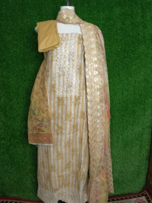 Smart Fit Embroidered Three-Piece Lawn with Silk Dupatta